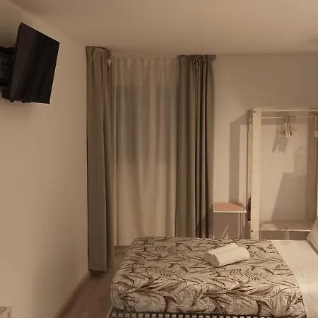 Homestay Dudi's Peppers *